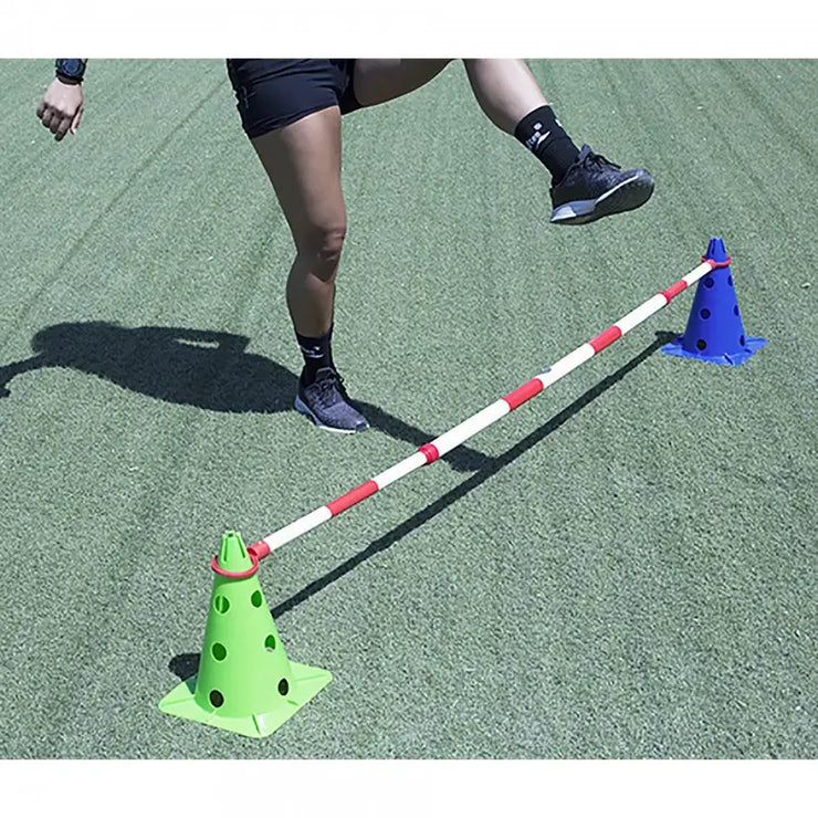 CÔNE AVEC SUPPORT POUR PIQUET ET CERCEAU BASE CARRÉE